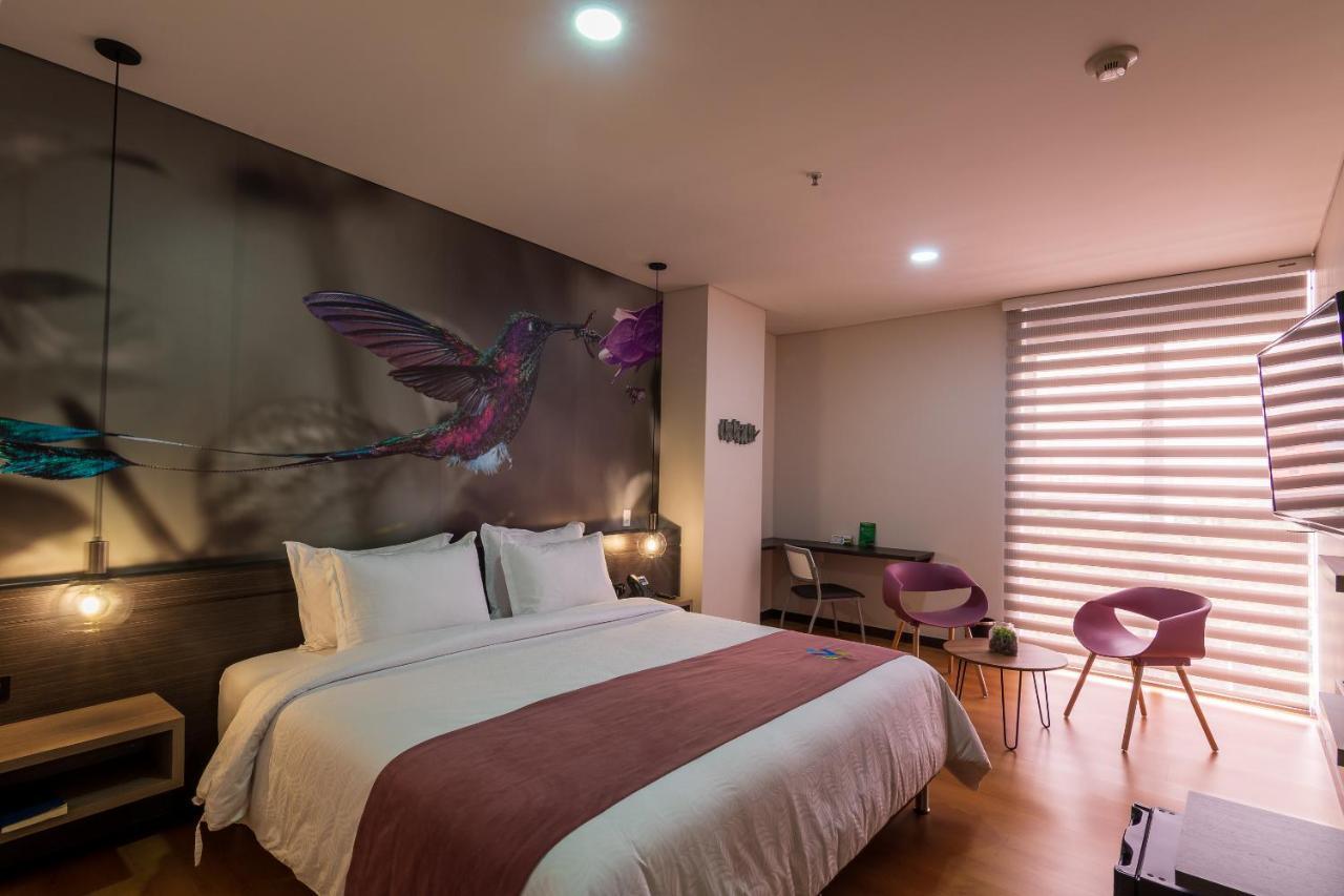 מדיין Hotel Vivre מראה חיצוני תמונה