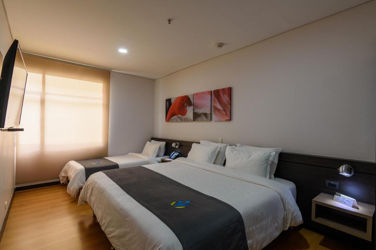 מדיין Hotel Vivre מראה חיצוני תמונה