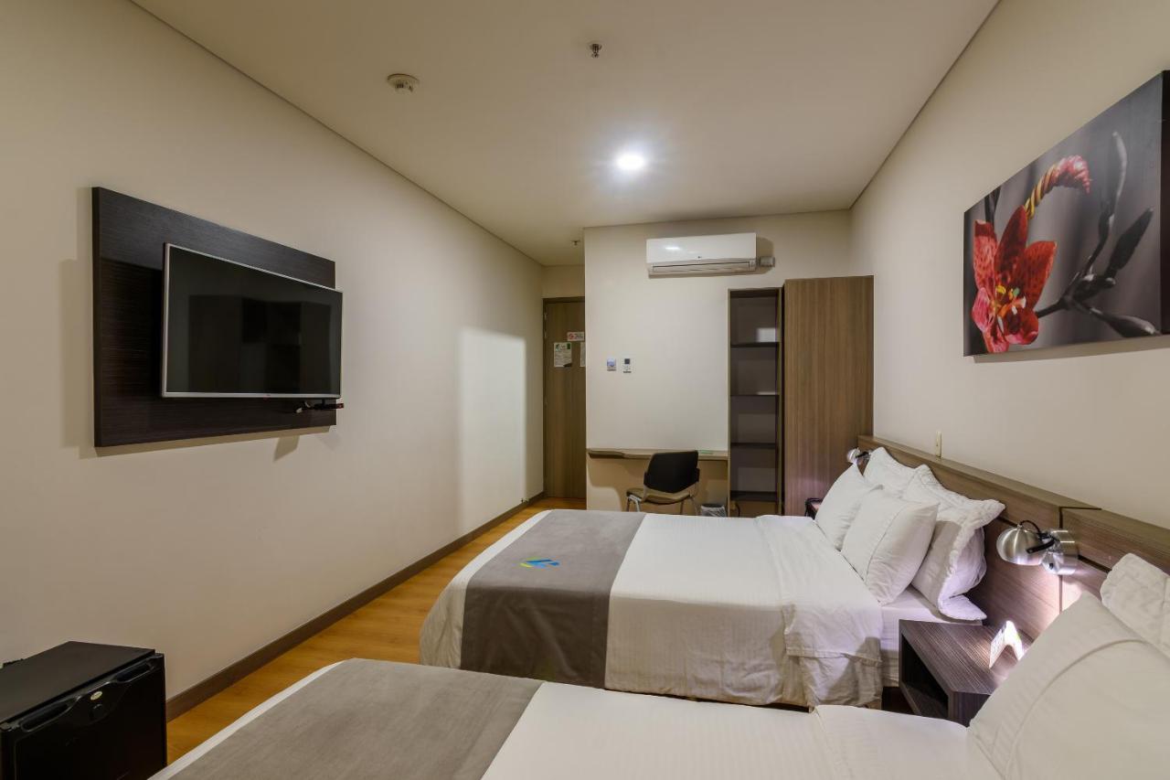 מדיין Hotel Vivre מראה חיצוני תמונה