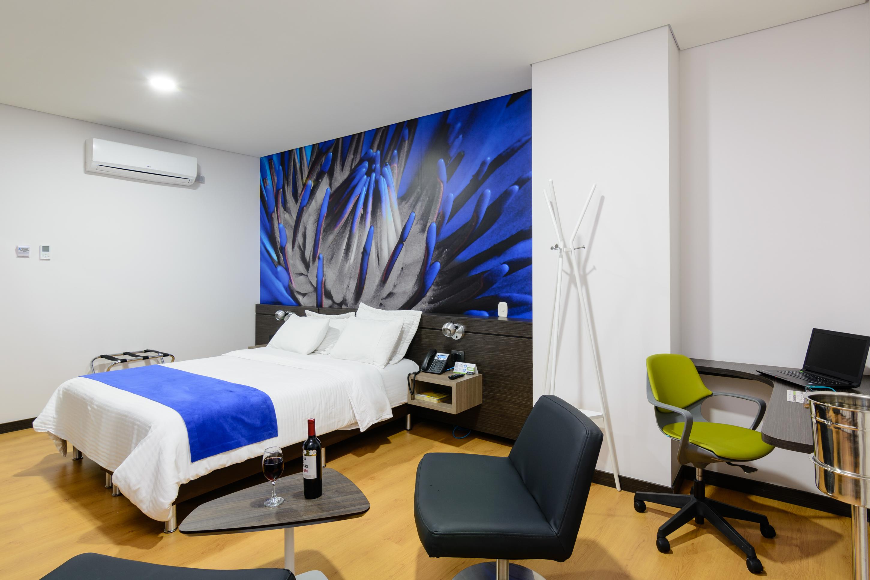 מדיין Hotel Vivre מראה חיצוני תמונה