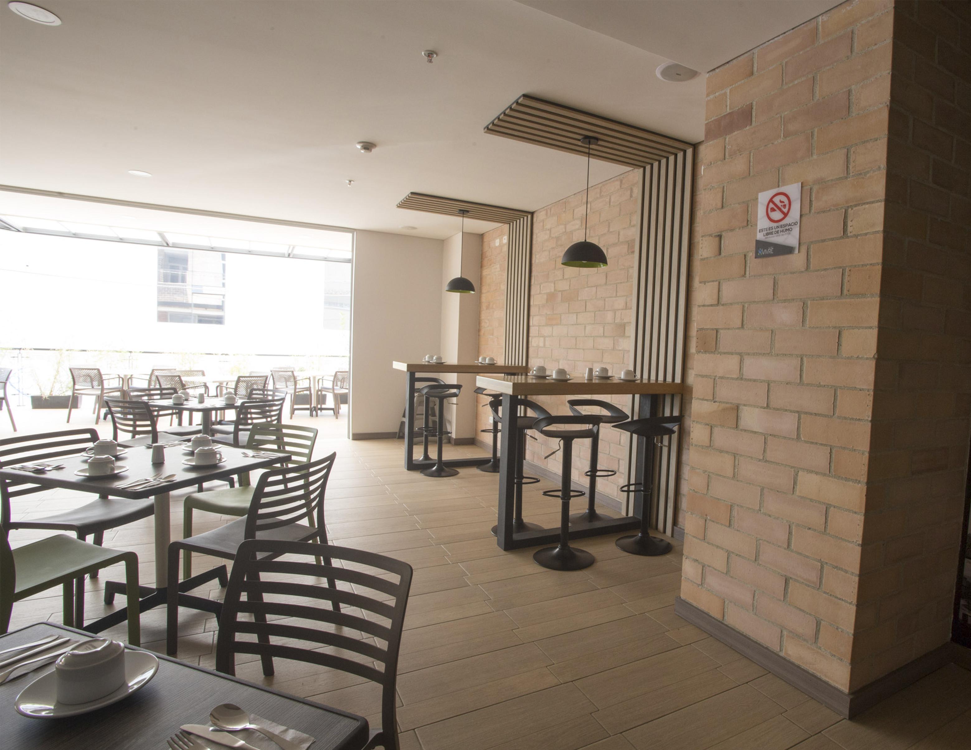 מדיין Hotel Vivre מראה חיצוני תמונה
