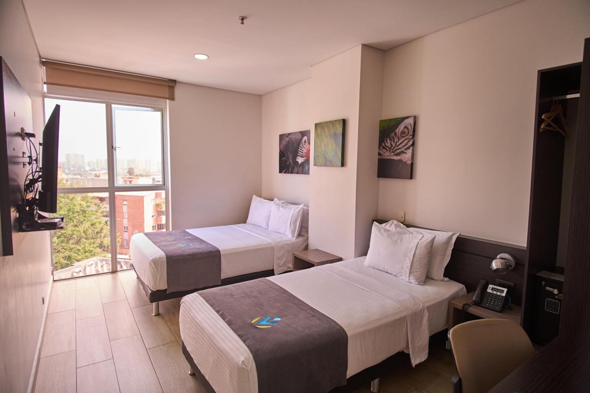 מדיין Hotel Vivre מראה חיצוני תמונה