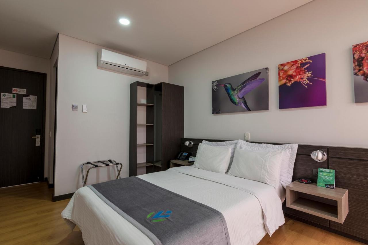 מדיין Hotel Vivre מראה חיצוני תמונה